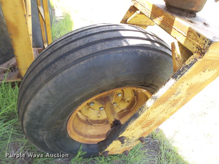 image for item DD1181 1982 Scarab compost turner