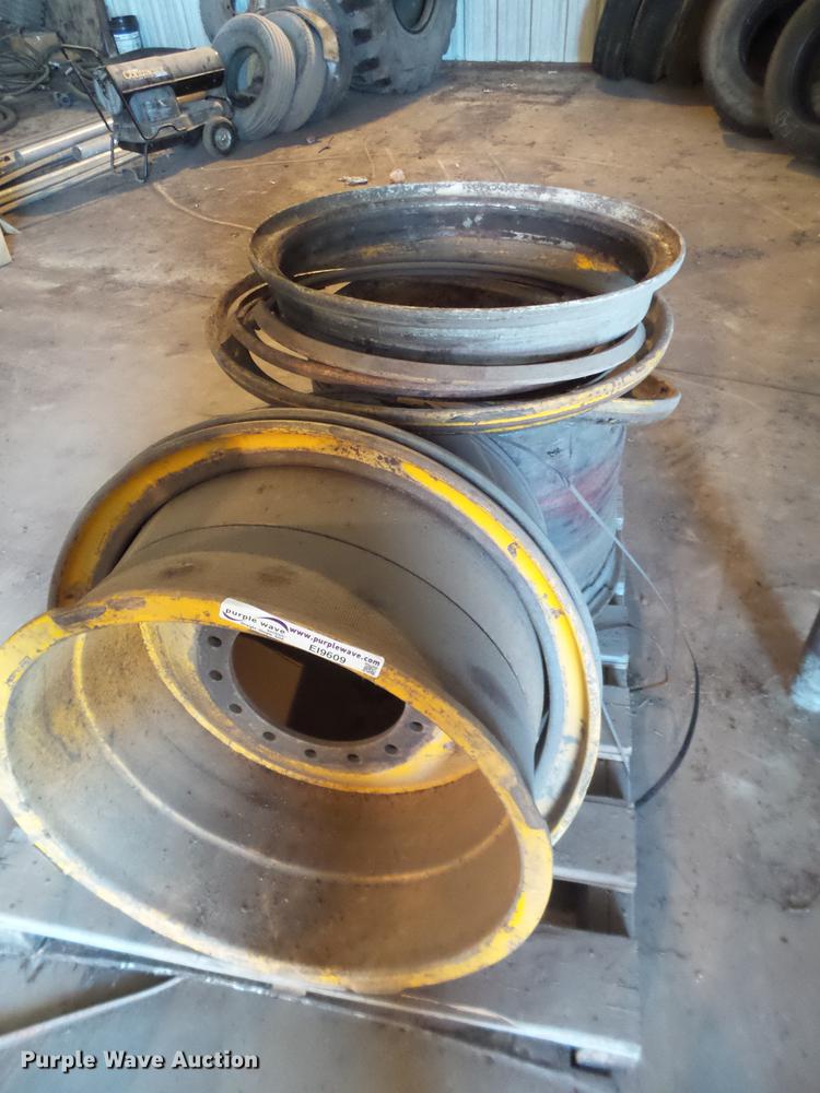 image for item EI9609 John Deere wheels