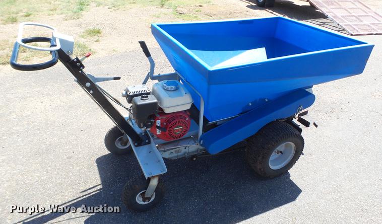 image for item EI9612 2013 Ecolawn ECO 200 applicator