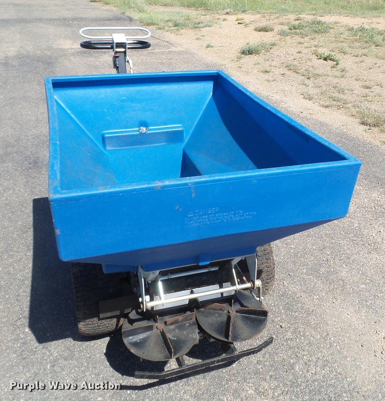 image for item EI9612 2013 Ecolawn ECO 200 applicator