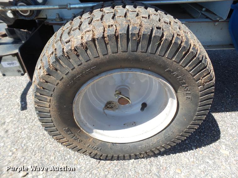 image for item EI9612 2013 Ecolawn ECO 200 applicator