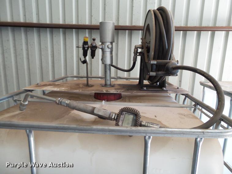 image for item EN9587 Shop oil service and containment system