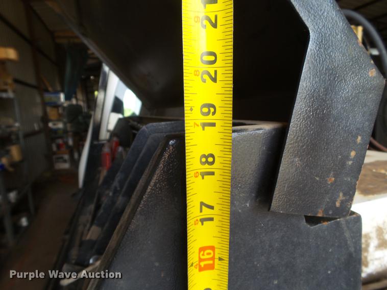 image for item EN9595 Armor angled toolbox