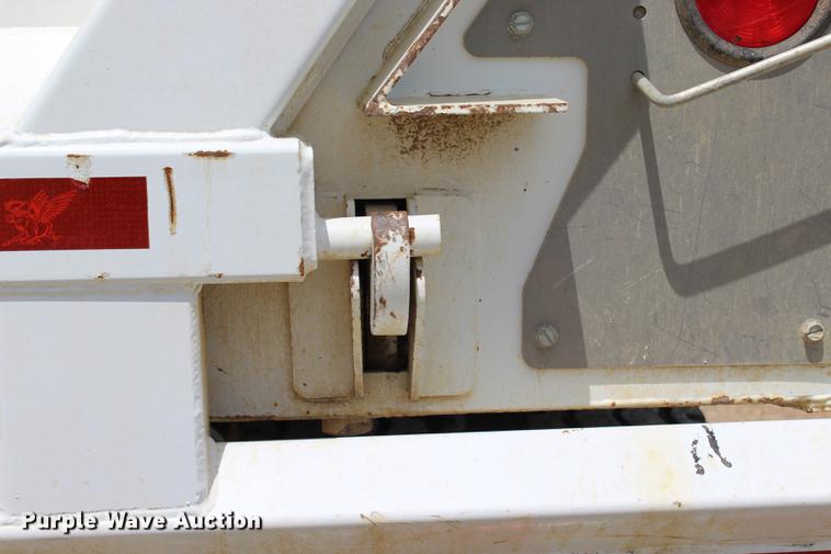 image for item BE9342 2017 Manac end dump trailer