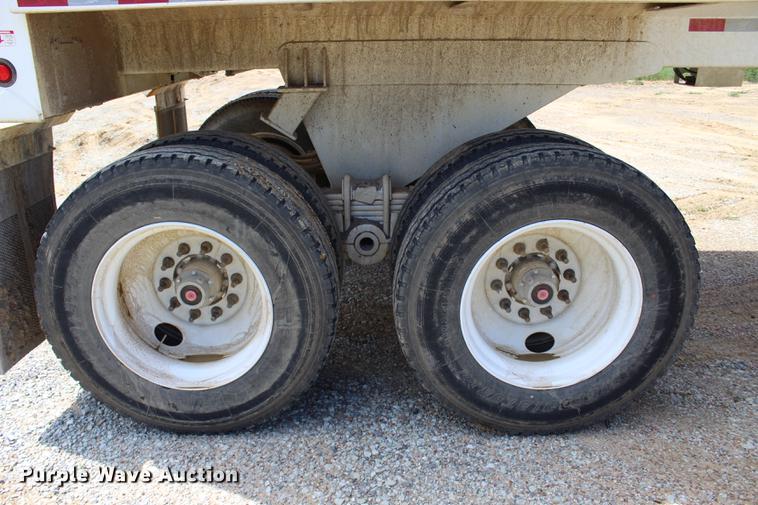 image for item BE9342 2017 Manac end dump trailer