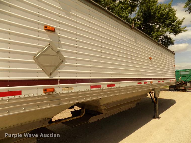 image for item DB8691 2004 Timpte Super Hopper double hopper bottom grain trailer