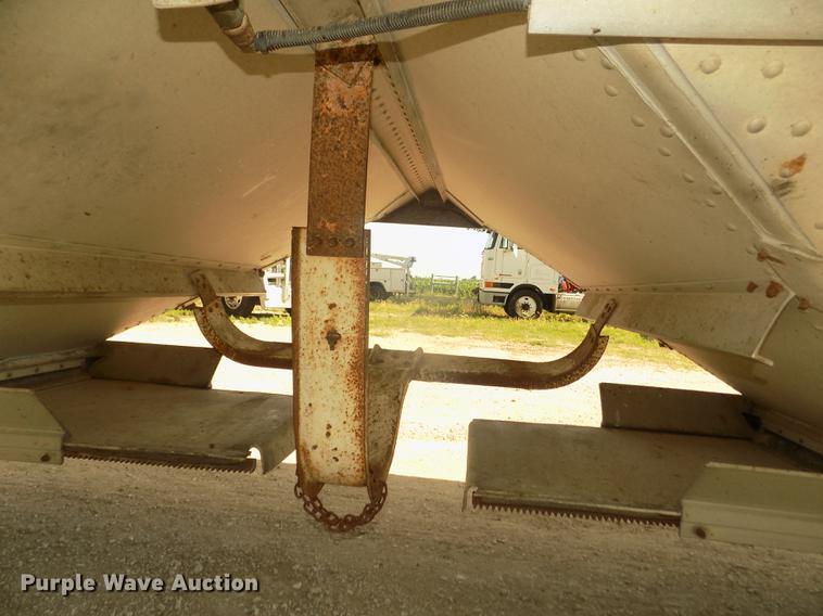 image for item DB8691 2004 Timpte Super Hopper double hopper bottom grain trailer