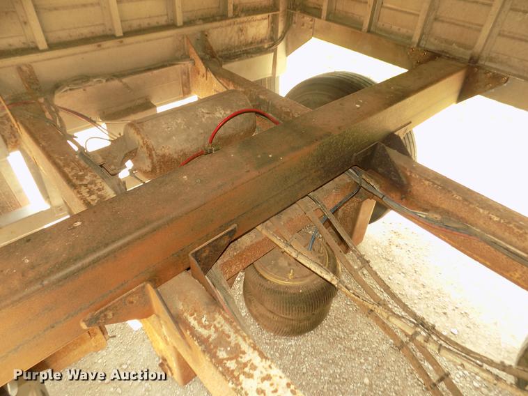 image for item DB8691 2004 Timpte Super Hopper double hopper bottom grain trailer