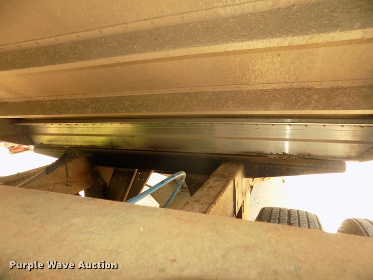 image for item DB8691 2004 Timpte Super Hopper double hopper bottom grain trailer