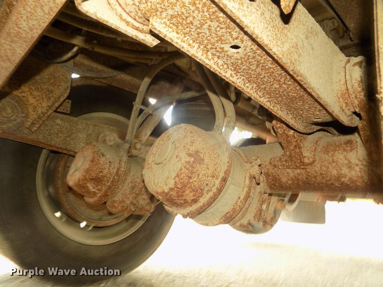 image for item DB8691 2004 Timpte Super Hopper double hopper bottom grain trailer