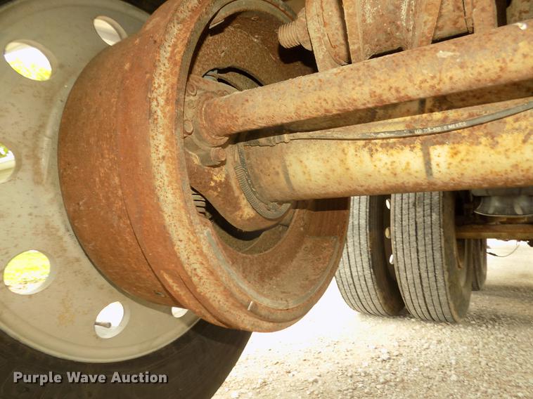 image for item DB8691 2004 Timpte Super Hopper double hopper bottom grain trailer