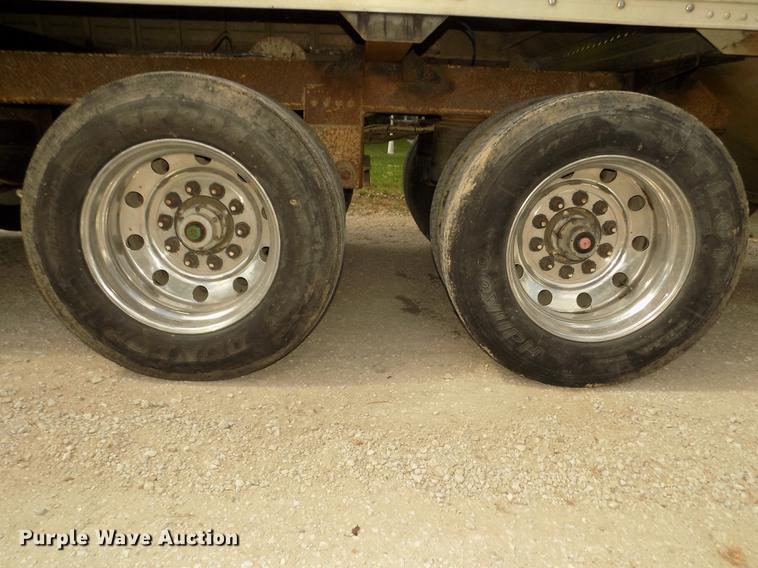 image for item DB8691 2004 Timpte Super Hopper double hopper bottom grain trailer