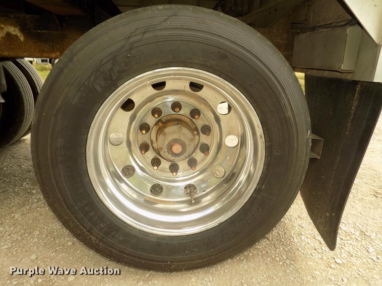 image for item DB8691 2004 Timpte Super Hopper double hopper bottom grain trailer