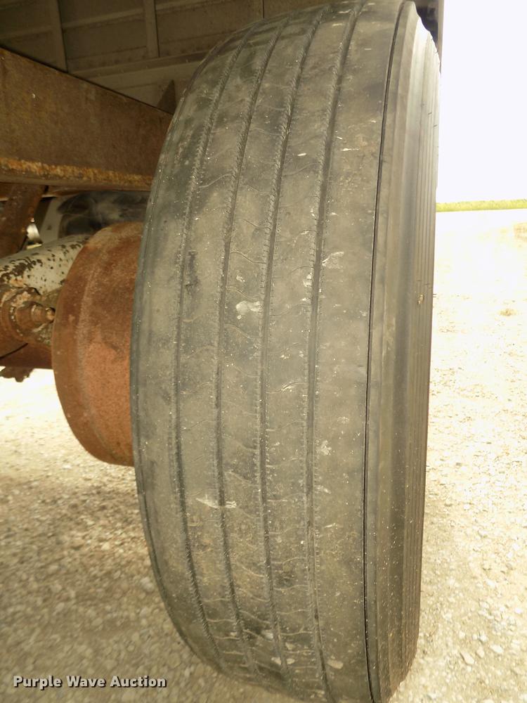 image for item DB8691 2004 Timpte Super Hopper double hopper bottom grain trailer