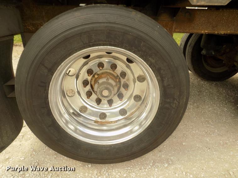 image for item DB8691 2004 Timpte Super Hopper double hopper bottom grain trailer