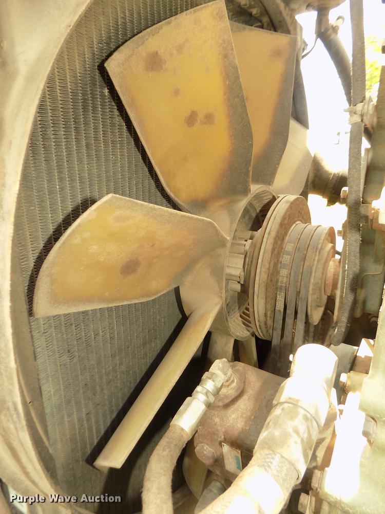 image for item DB8695 1996 Kenworth T800B semi truck