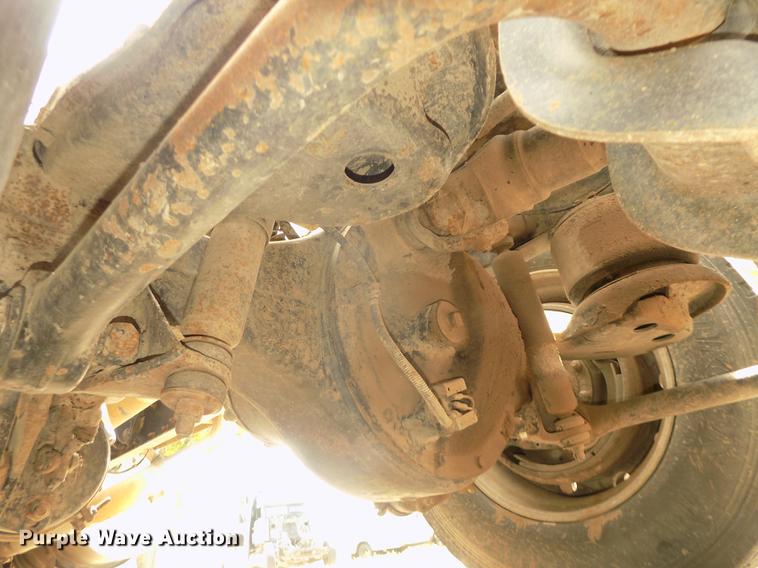 image for item DB8695 1996 Kenworth T800B semi truck