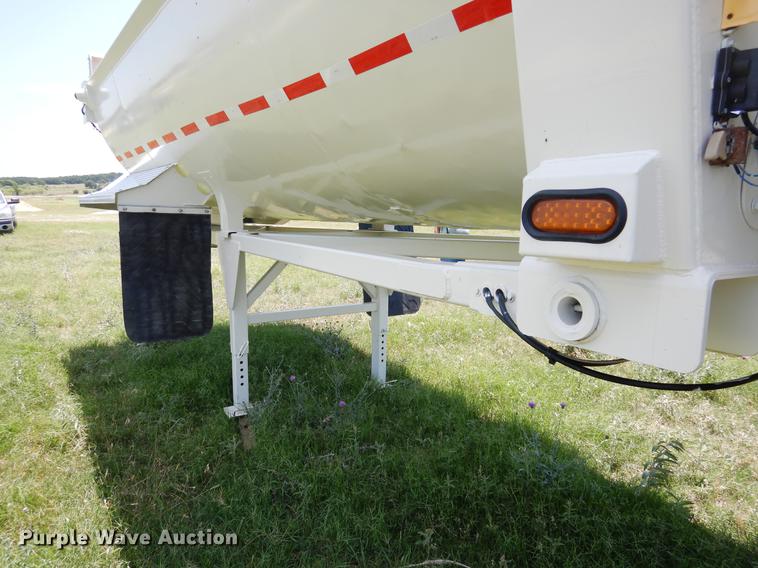 image for item DC5953 2008 Ranco barrel bed end dump trailer