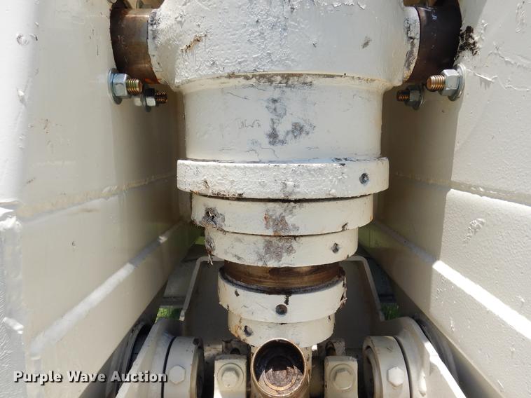 image for item DC5953 2008 Ranco barrel bed end dump trailer