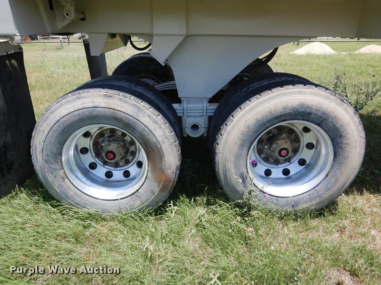 image for item DC5953 2008 Ranco barrel bed end dump trailer