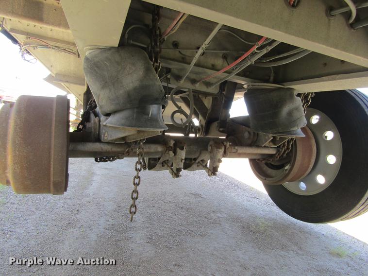 image for item DD5747 2001 Wilson DWH400 double hopper bottom grain trailer