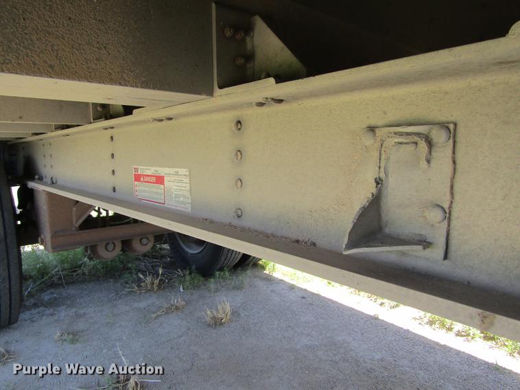 image for item DD5747 2001 Wilson DWH400 double hopper bottom grain trailer
