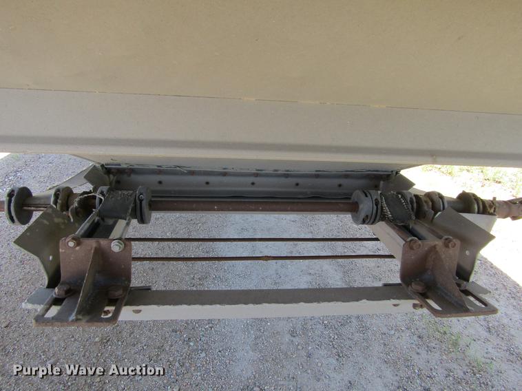 image for item DD5747 2001 Wilson DWH400 double hopper bottom grain trailer