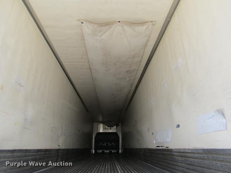 image for item DD5752 2004 Utility 3000R refrigerated van trailer