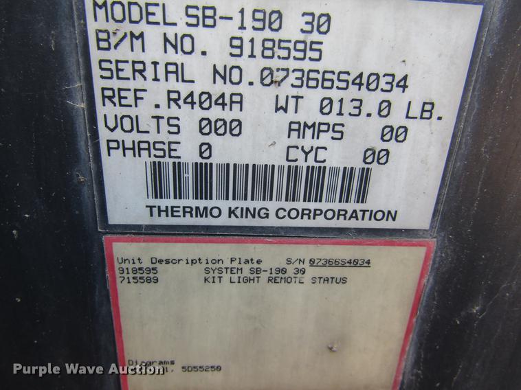 image for item DD5752 2004 Utility 3000R refrigerated van trailer