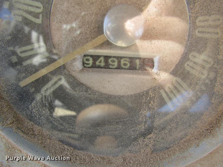 image for item DE6626 1958 Ford 600 truck chassis