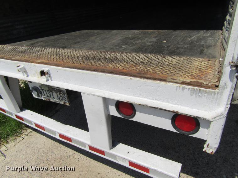 image for item DF3825 1996 Wabash National dry van trailer