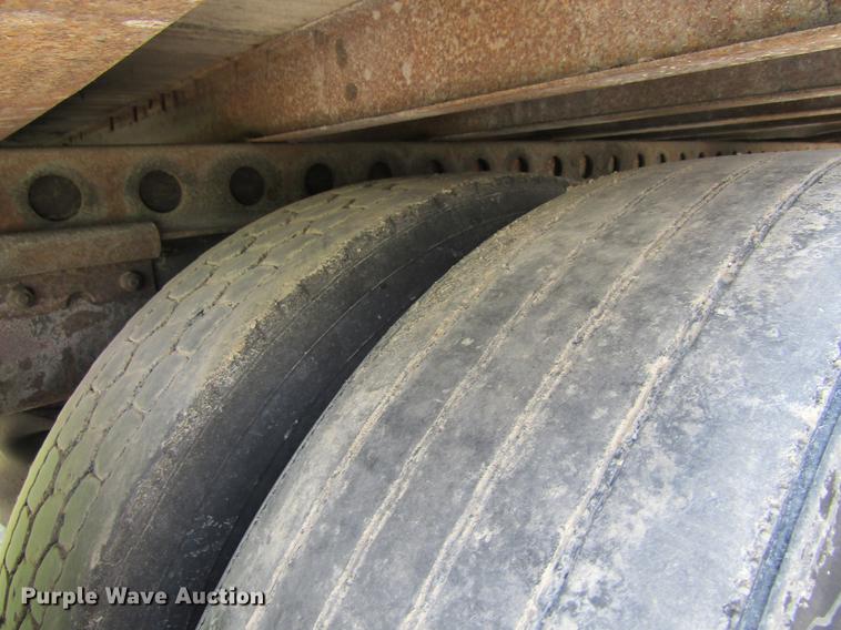 image for item DF3825 1996 Wabash National dry van trailer