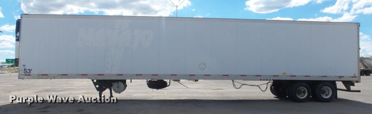 image for item DF4272 2004 Utility 3000R refrigerated van trailer