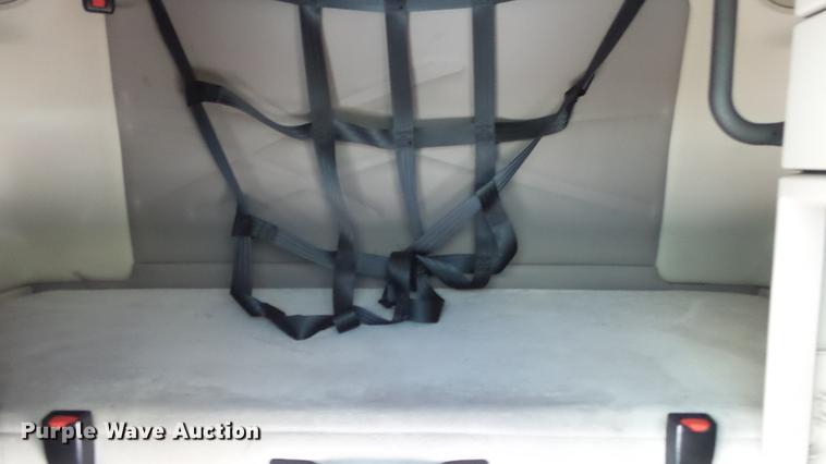 image for item DF4274 2012 Volvo VNL semi truck