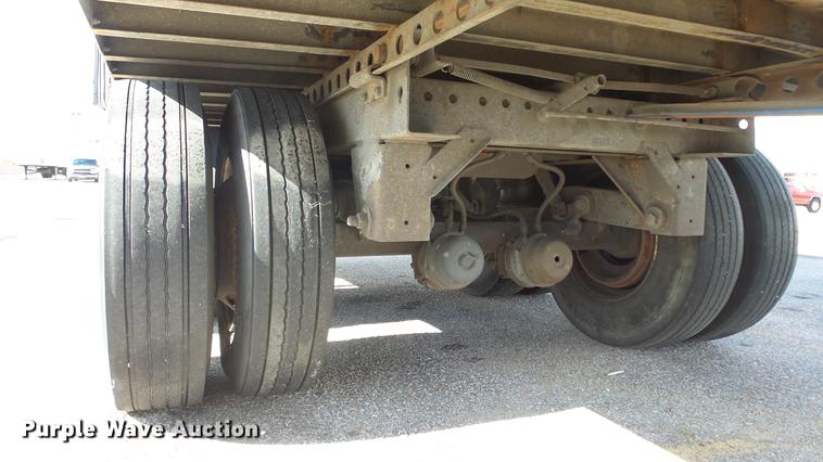 image for item DF4275 1997 Wabash refrigerated van trailer