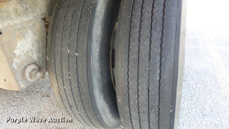 image for item DF4275 1997 Wabash refrigerated van trailer