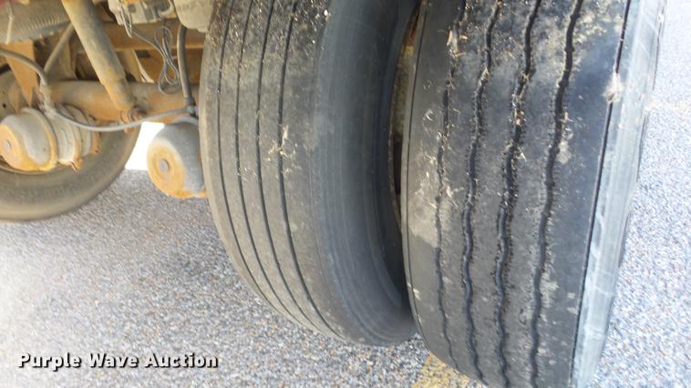 image for item DF4278 2000 Wabash dry van trailer