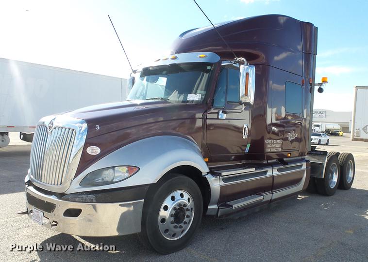 image for item DF4279 2012 International ProStar semi truck