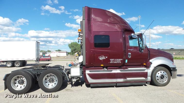image for item DF4279 2012 International ProStar semi truck