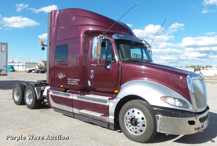 image for item DF4279 2012 International ProStar semi truck