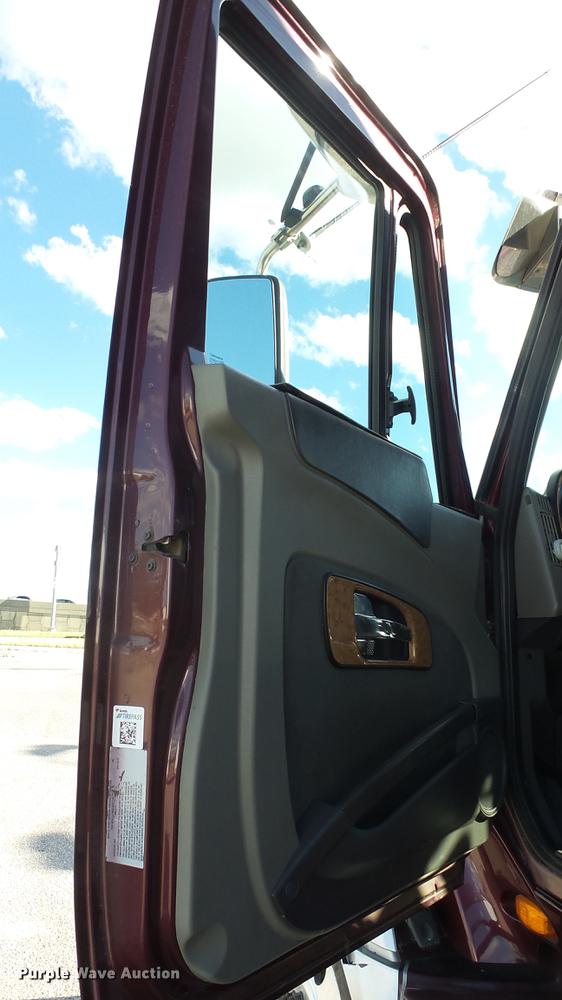 image for item DF4279 2012 International ProStar semi truck