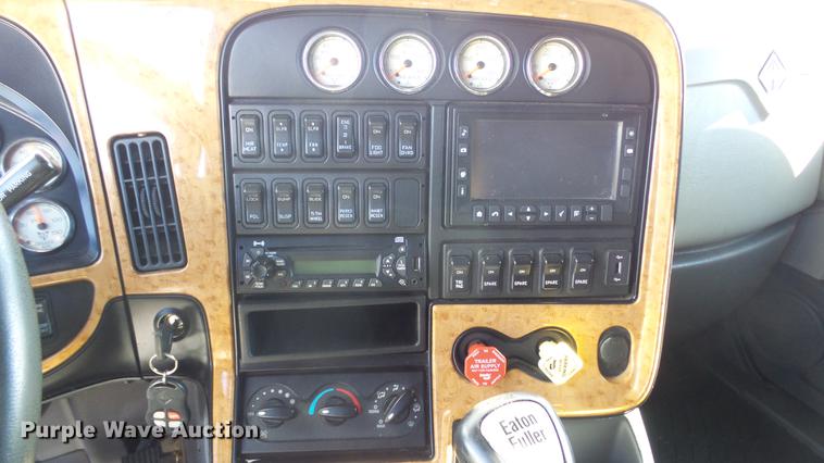 image for item DF4279 2012 International ProStar semi truck