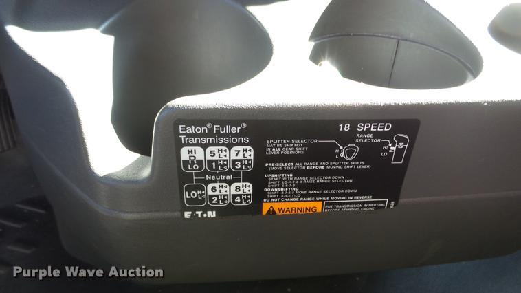 image for item DF4279 2012 International ProStar semi truck