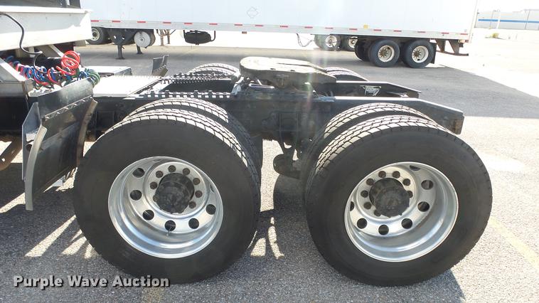 image for item DF4279 2012 International ProStar semi truck