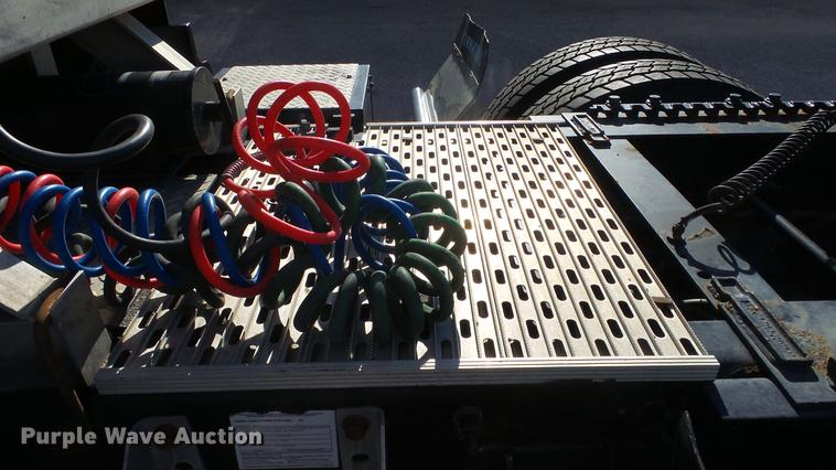 image for item DF4279 2012 International ProStar semi truck