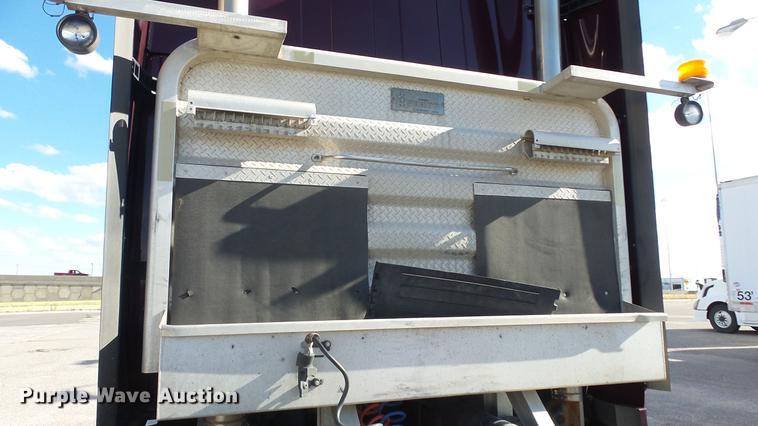 image for item DF4279 2012 International ProStar semi truck