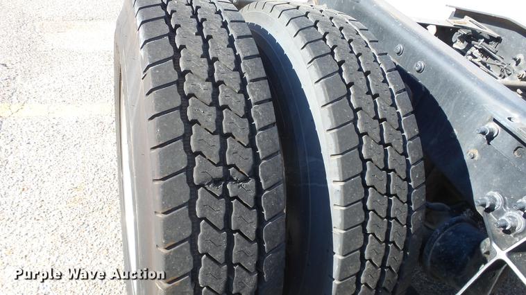 image for item DF4279 2012 International ProStar semi truck