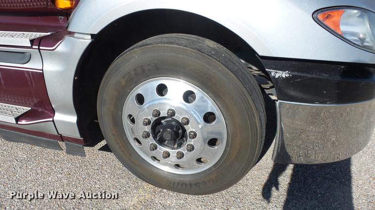 image for item DF4279 2012 International ProStar semi truck