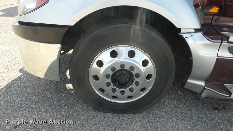 image for item DF4279 2012 International ProStar semi truck