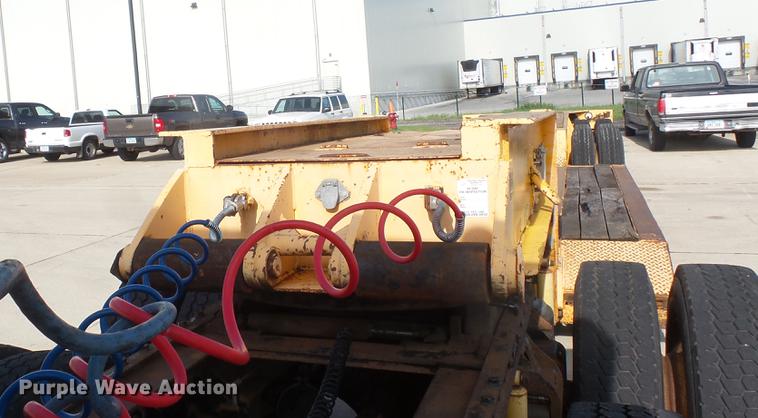 image for item DV9326 1960 Transport Trailers GTRY-40D equipment trailer